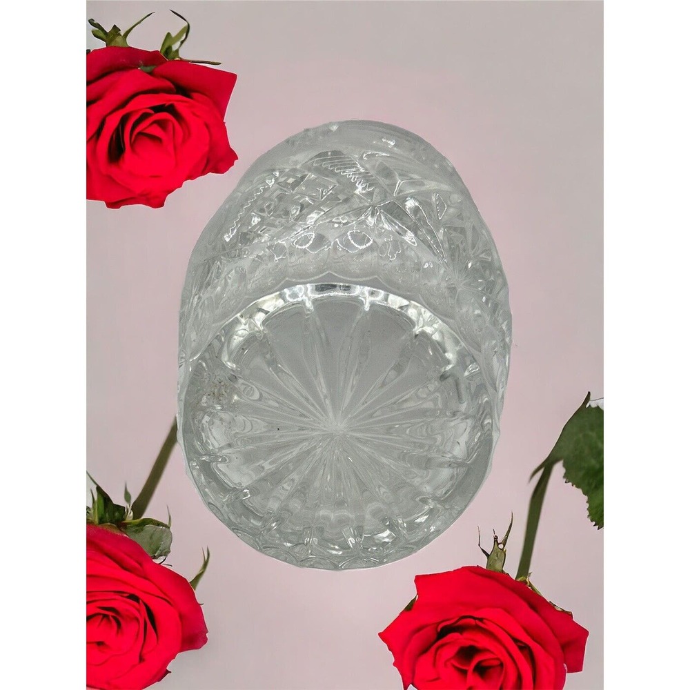8 1/2" VINTAGE CUT CRYSTAL VASE w/ SAWTOOTH RIM STARBURST PATTERN - Picture 2 of 5